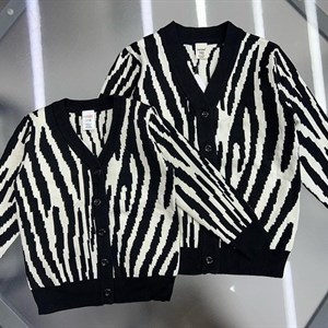 ОПТОВАЯ ЦЕНА 650 сомов размеры с 2 7лет в линейке