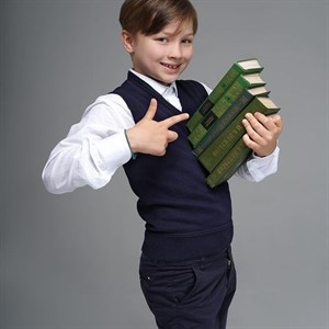 Школьный жилет станет праздничным вариантом если совместить