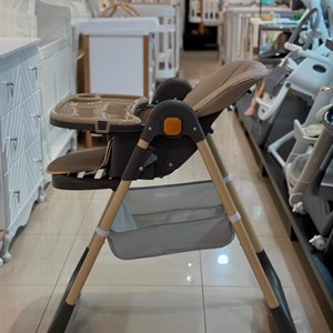 Стульчик шезлонг для кормления ребёнка это удобное