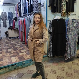 Стильная удобная безрукавка на запах   Made in Italy