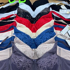 Бюст СД чашка 460 сом Трусы 260 сом