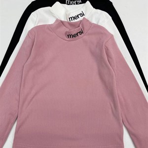 Водолазки Ткань кашемир лапша Размеры 32 40 Вышивкой