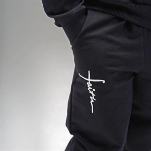 Спортивные костюмы двойки Наше производство не нуждается