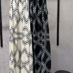 Стильная одежда KAPSULA_BRAND — 500 сом | Офлайн точки на рынке Дордой