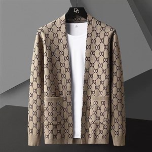 Gucci кардиган 1800с