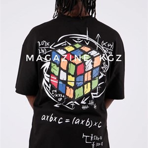 Здравствуйте Вы можете заказать у нас уличную одежду