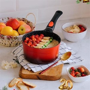 Красочный небольшой ковш от Helios Series oсобенно