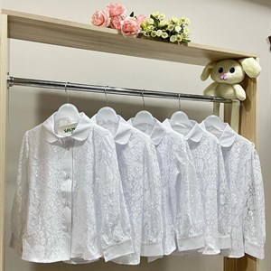 В наличии блузки  Размеры 32 34 36 38 40 Ткань бенгалин