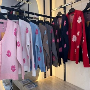 KAPSULA_BRAND — Сумки и аксессуары в наличии на рынке Дордой | Офлайн точки
