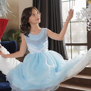 Красивое платье усыпанное жемчугом Новиночки Прямые