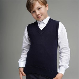 Школьный жилет станет праздничным вариантом если совместить