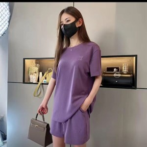 На заказ Цена 1190 сом Размеры M L XL XXL XXXL Срок