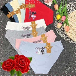 Кыргызстан Бишкек Рынок Кербен Дордой Нижнее белье