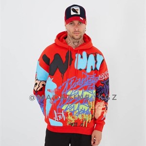 Здравствуйте Вы можете заказать у нас уличную одежду