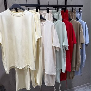 Женская одежда KAPSULA_BRAND — 1800 сом