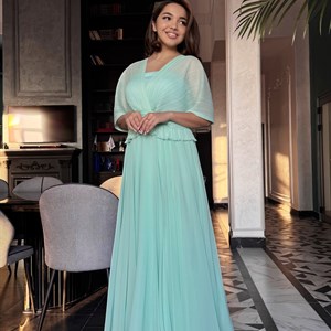 Эффектное платье с оригинальным дизайном - Современный шик для вашего образа