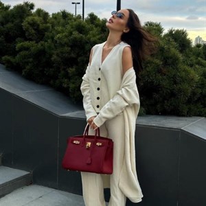 Стильный женский костюм-тройка оптом из Гуанчжоу