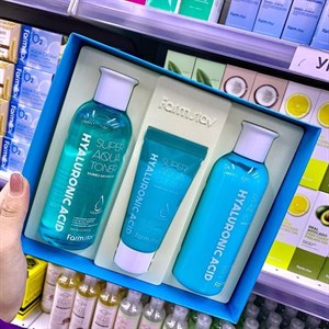 Набор уходовых средств с гиалуроновой кислотой FARM