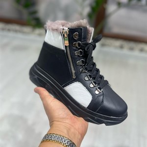 Натуральная кожа с натуральным мехом Цена 9500 4899