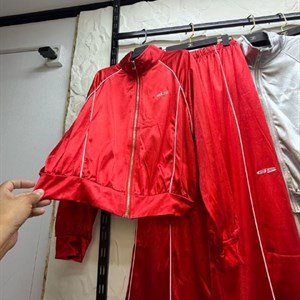 Женский спортивный костюм оптом из Гуанчжоу, размер до 50