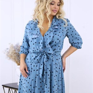 Огромный успех платья с запахом объясняется тем что