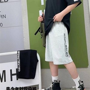 Шорты отличного качества Размер не маломерят Возраст