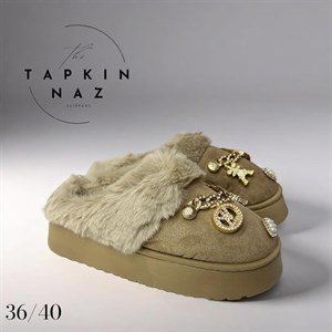  Более 20ти лет занимаемся продажами домашних тапочек