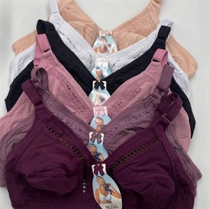 Кыргызстан Бишкек Рынок Кербен Дордой Нижнее белье