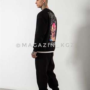 Здравствуйте Вы можете заказать у нас уличную одежду