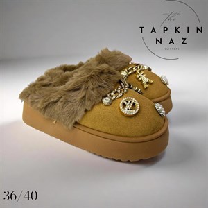  Более 20ти лет занимаемся продажами домашних тапочек