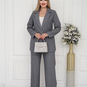 Купить стильный двойной костюм в больших размерах | Женская одежда из Бишкека