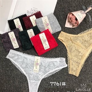 Кыргызстан Бишкек Рынок Кербен Дордой Нижнее белье