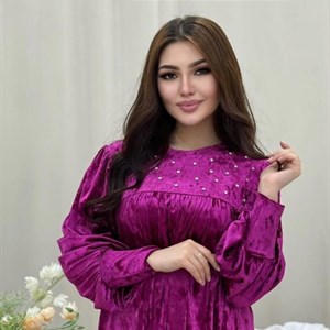 Женские платья костюмы халаты В широком ассортименте