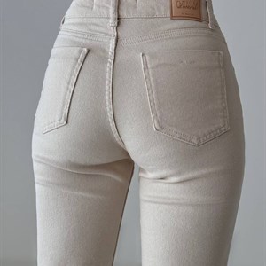 Стильные джинсовые куртки 2025 – Капсульный гардероб в Бишкеке