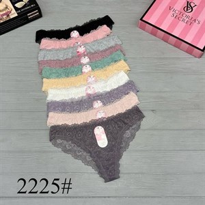 Кыргызстан Бишкек Рынок Кербен Дордой Нижнее белье