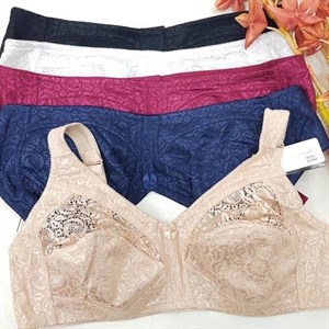 Кыргызстан Бишкек Рынок Кербен Дордой Нижнее белье