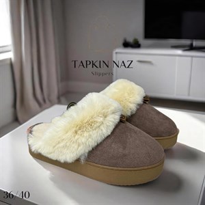  Более 20ти лет занимаемся продажами домашних тапочек