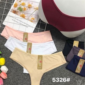 Кыргызстан Бишкек Рынок Кербен Дордой Нижнее белье