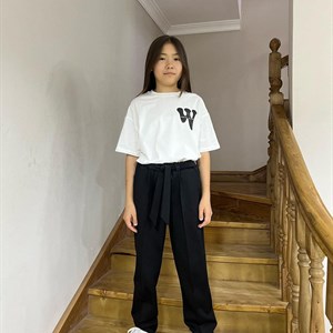 В наличии школьные брюки  Размеры 36 38 40 42 44 Ткань