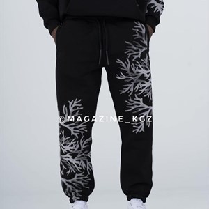 Здравствуйте Вы можете заказать у нас уличную одежду