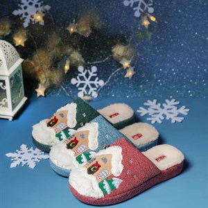  Более 20ти лет занимаемся продажами домашних тапочек