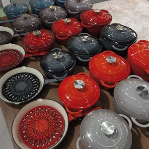 Предзаказ на чугунные наборы посуды | Отличное качество и разнообразие цветов