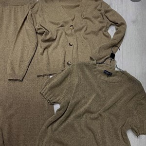 Новая коллекция стильной женской одежды из Италии - юбки, кардиганы и водолазки