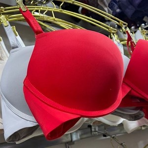 Кыргызстан Бишкек Рынок Кербен Дордой Нижнее белье