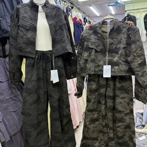 Стильная камуфляжная двойка женская, размеры M–L, Китай