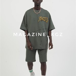 Здравствуйте Вы можете заказать у нас уличную одежду