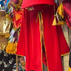 Мантии на выпускной садик 5 6 лет750сом также 9 10лет