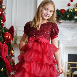 Новинки Струящиеся платье Лиф расшит пайетками   Посадка