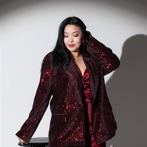 НОВИНКИ НОВЫЙ ГОД Пиджак из пайеток  размеры 52 58