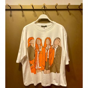 Футболок много не бывает У нас огромный выбор от базы